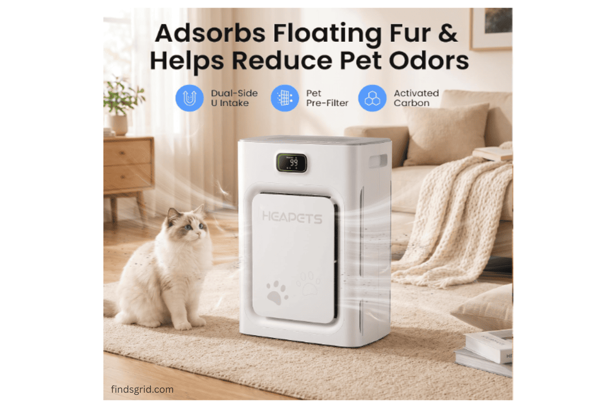 HEAPETS P358 air purifier reducing pet fur and odor in living room