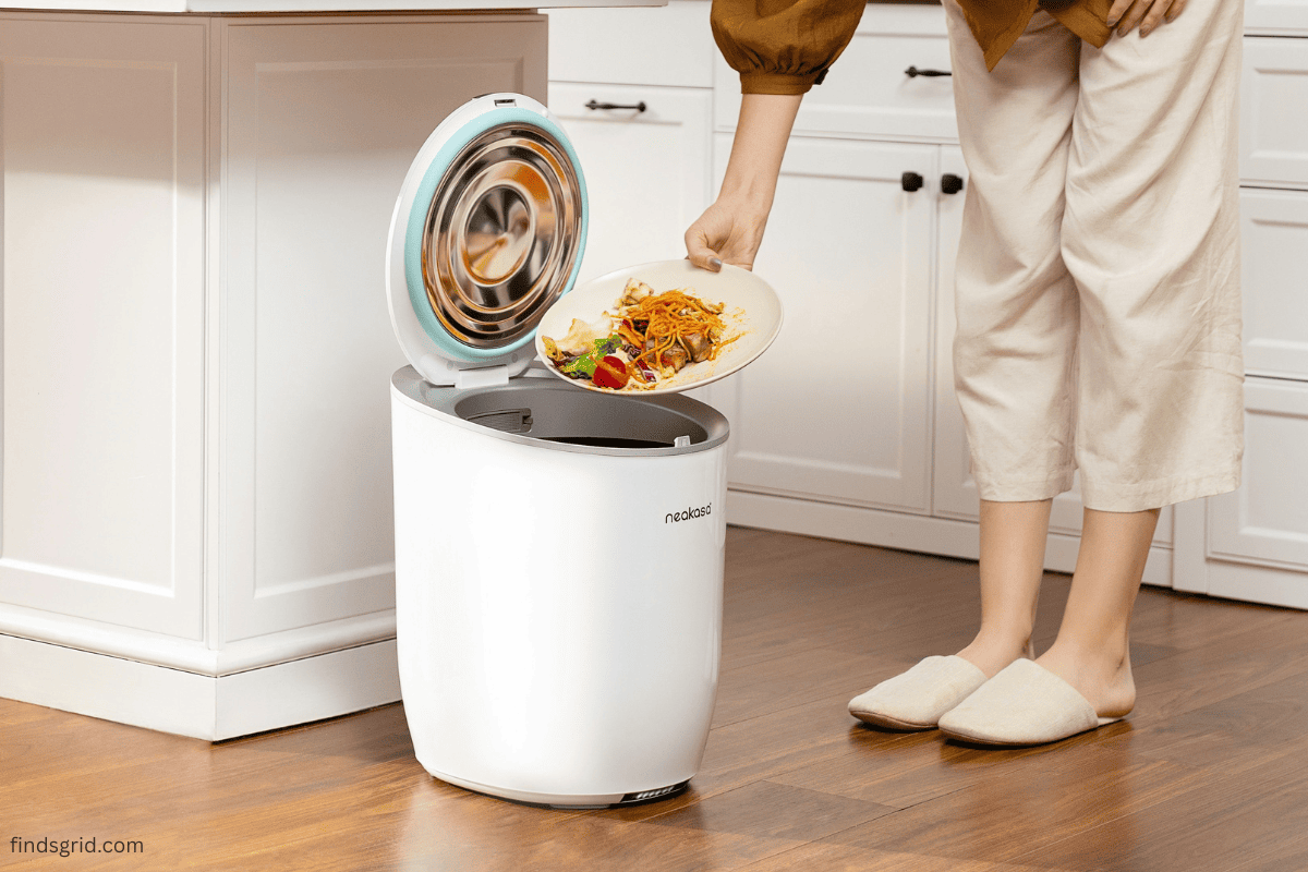 waterproof motion sensor trash can for bathroom